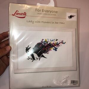 New Vintage Lanarte Counted Cross Stitch Kit PN-0144519 Lady With Flowers